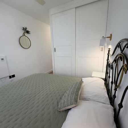 La Tortuga I, Encantador Apartamento Con Garaje En Primera Linea De Playa Tarifa Eksteriør bilde